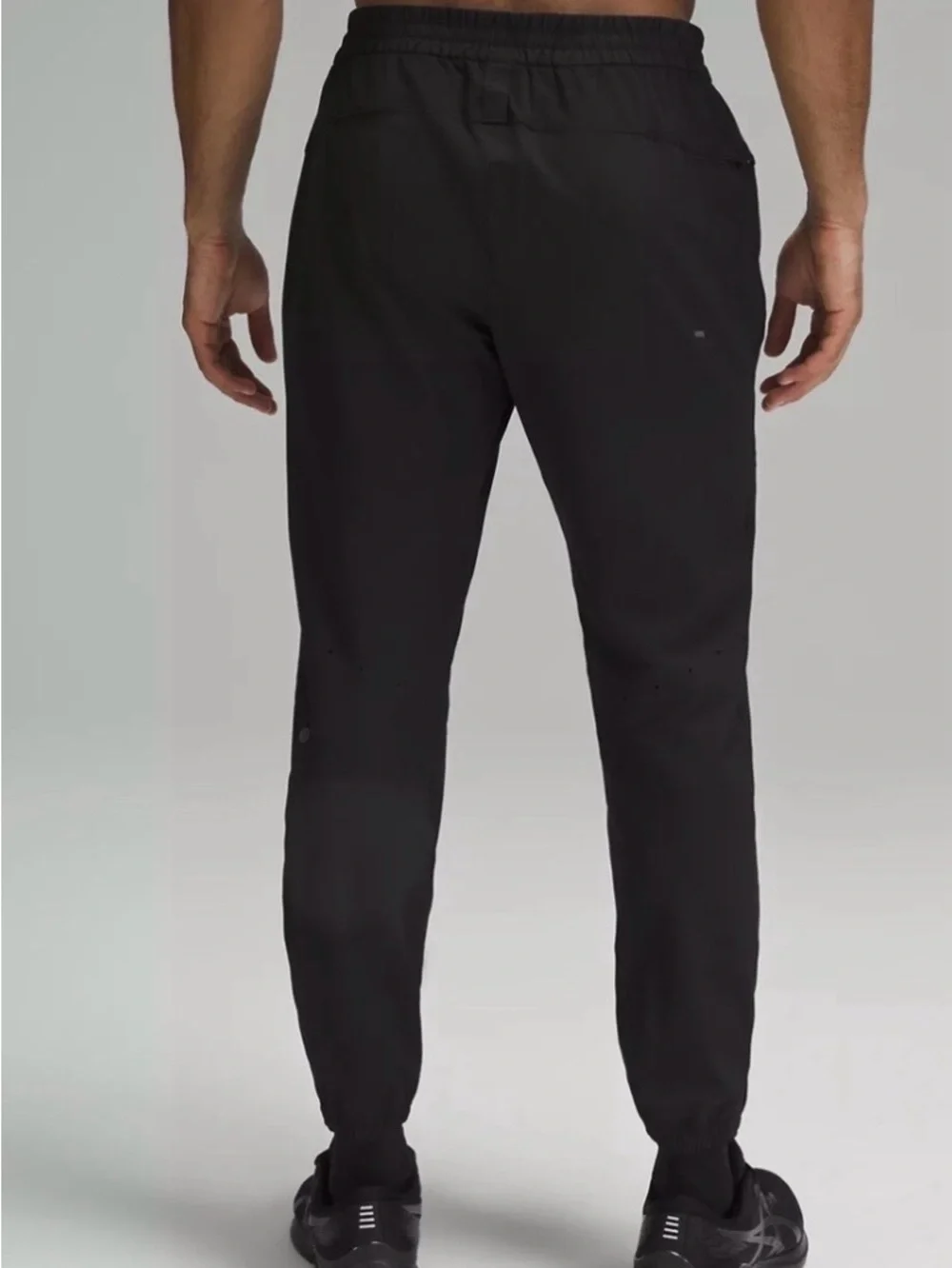 lululemon athletica Men's Black Athletic Joggers
